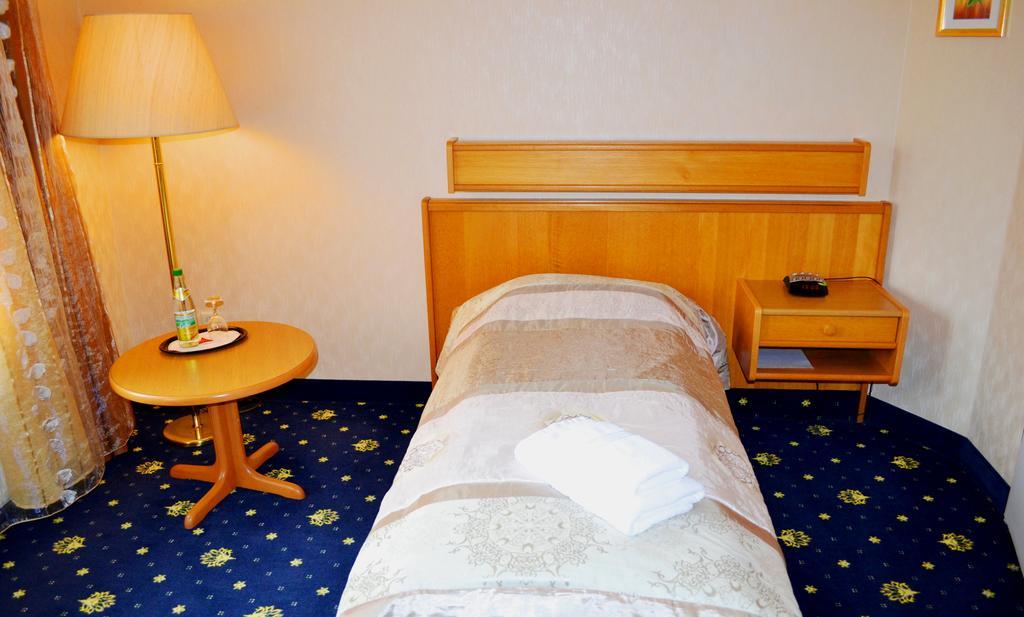 Hotel Zum Goldenen Hirsch Sankt Kilian Cameră foto
